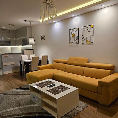 West 65 Apartment Belgrado Buitenkant foto
