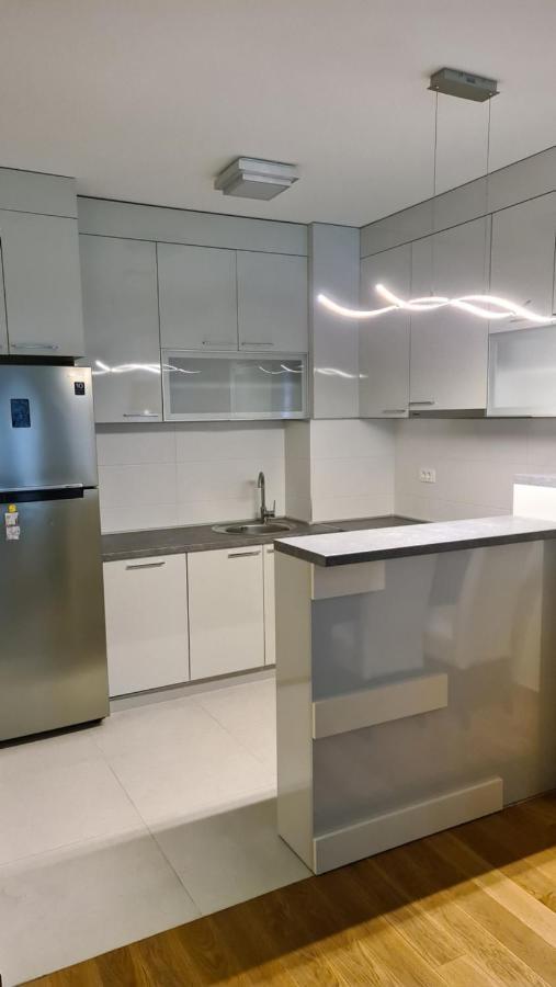 West 65 Apartment Belgrado Buitenkant foto