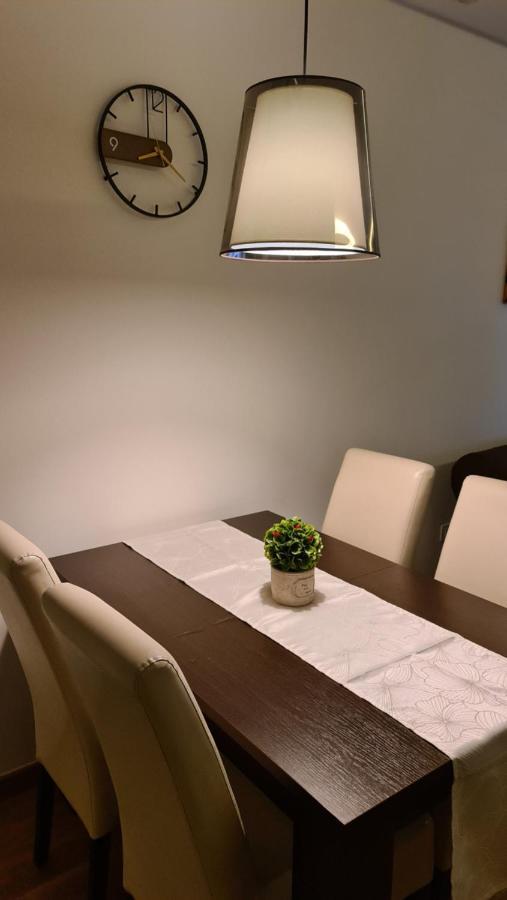 West 65 Apartment Belgrado Buitenkant foto