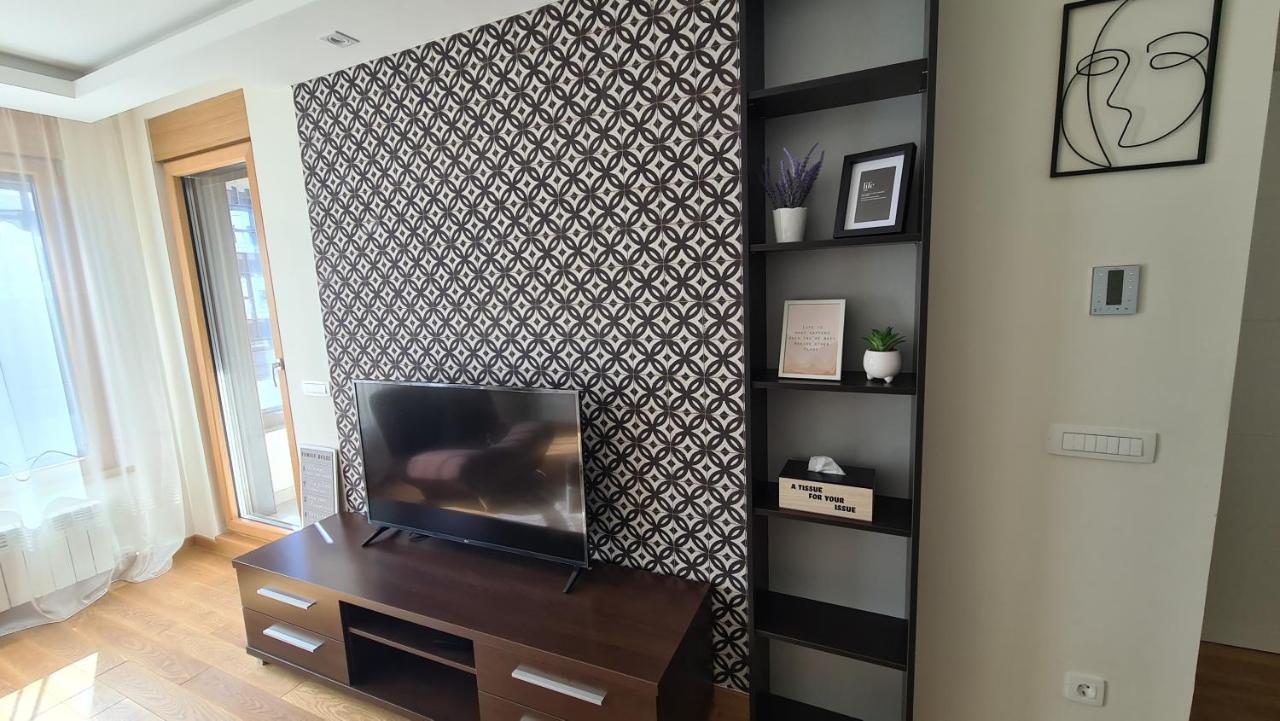 West 65 Apartment Belgrado Buitenkant foto