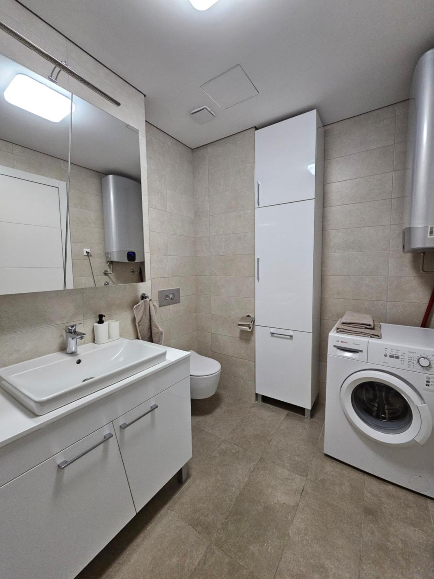 West 65 Apartment Belgrado Buitenkant foto